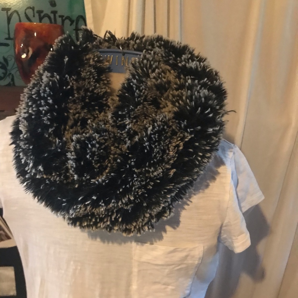 Infinity scarf